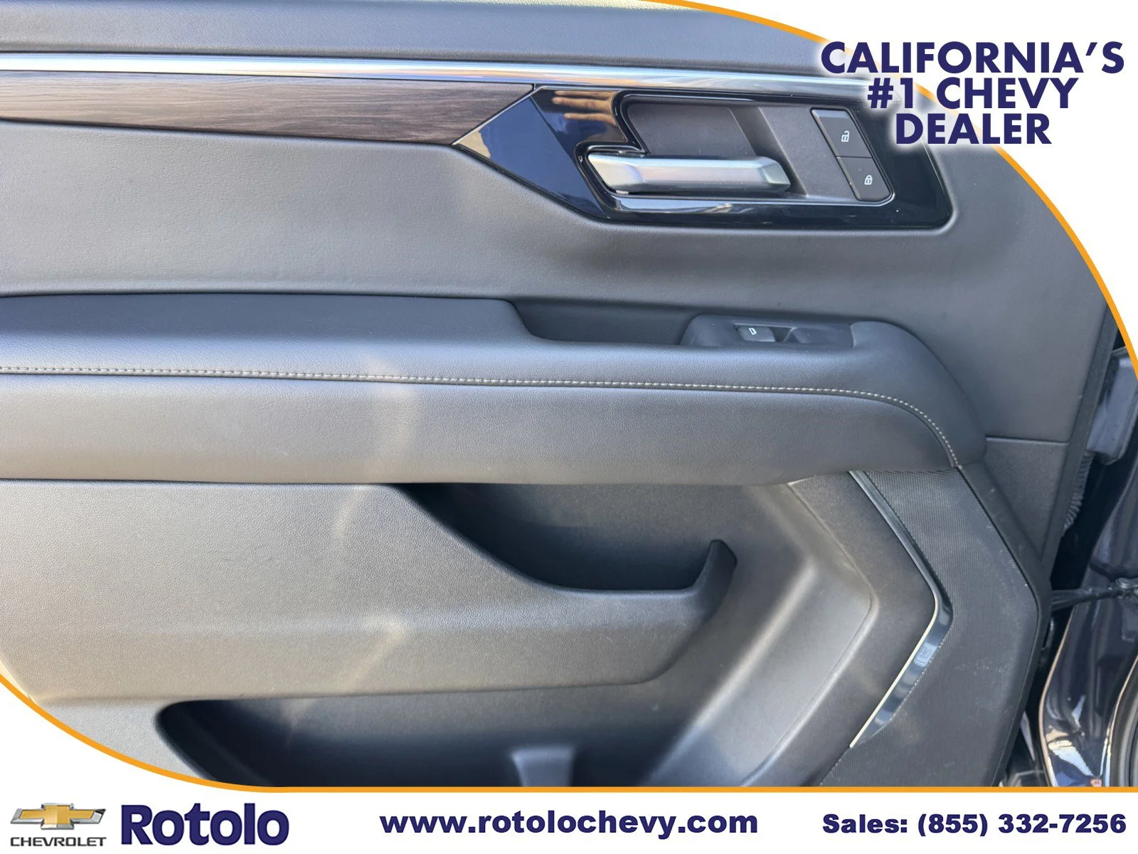 Used 2025 Dark Ash Metallic Chevrolet LT image 15