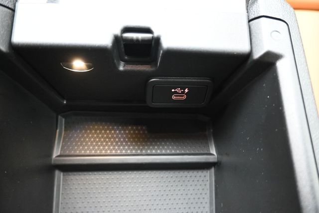 Used 2022 Black BMW 430i image 4