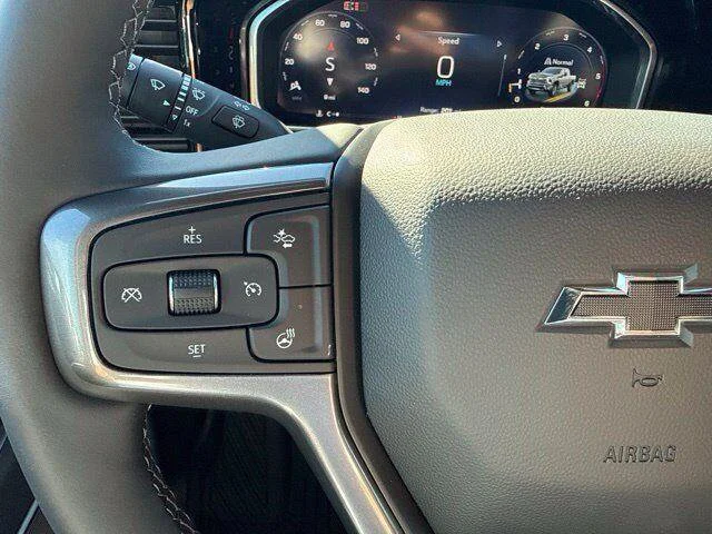 New 2026 Black Chevrolet High Country image 28