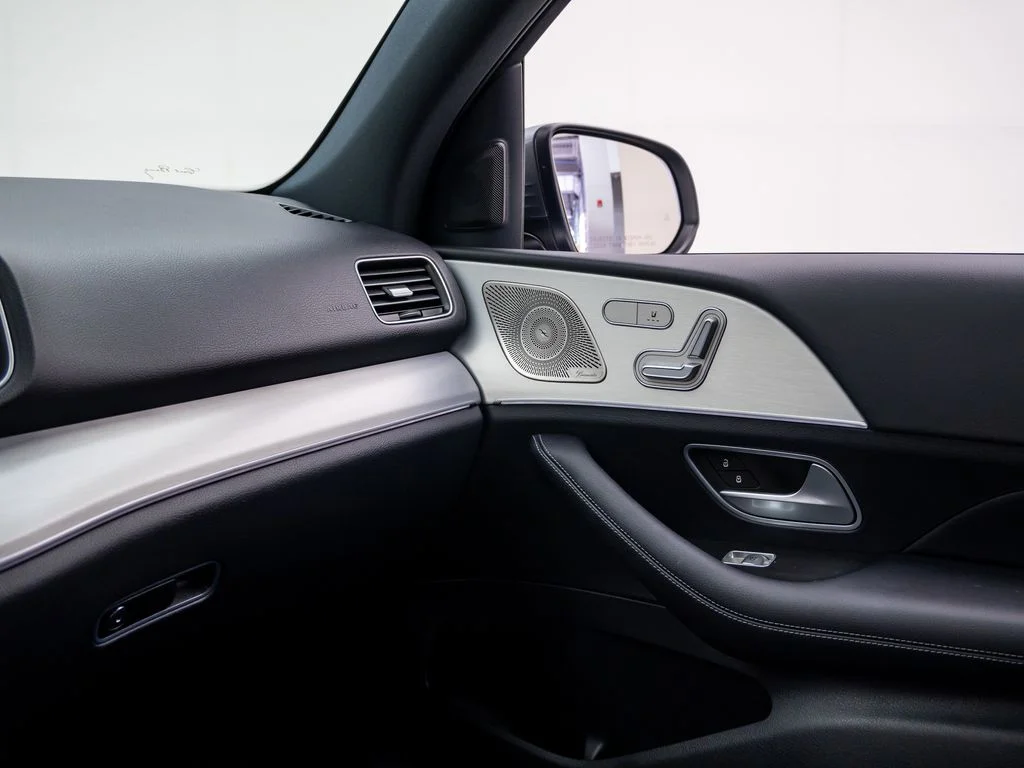 Used 2022 Gray Mercedes-Benz GLE 350 image 31