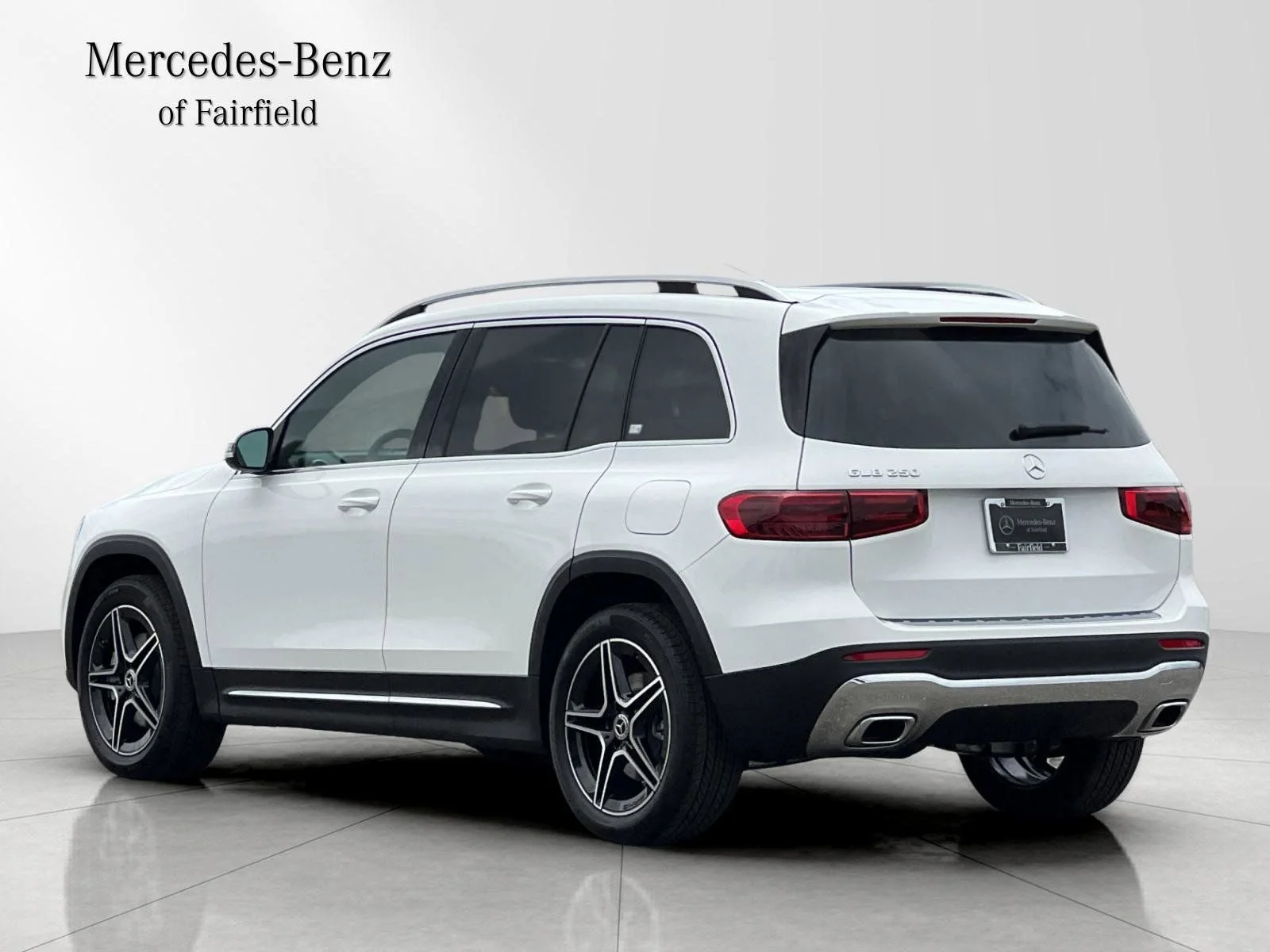 New 2026 White Mercedes-Benz GLB 250 image 6