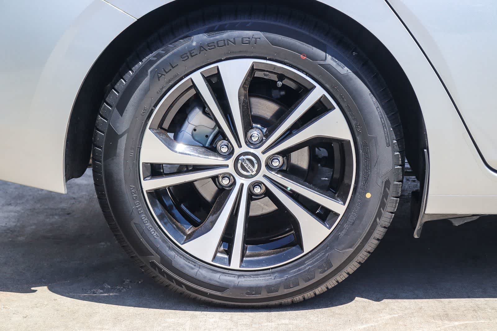 Used 2023 Brilliant Silver Metallic Nissan SV image 8