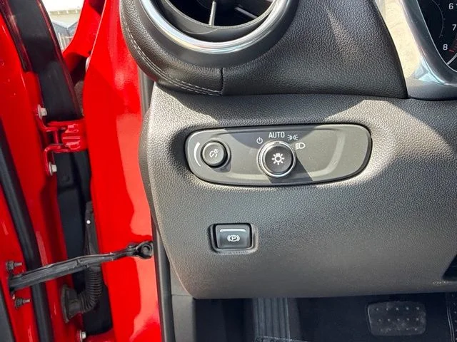 Used 2020 Red Chevrolet LT image 26