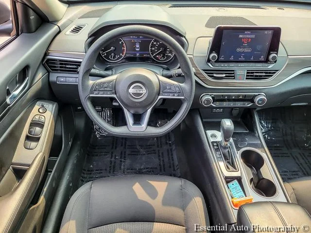 Used 2024 Gray Nissan 2.5 SV image 12