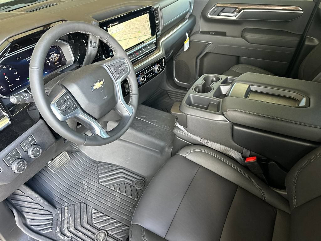 2026 Chevrolet Silverado 1500 LT - Photo 10