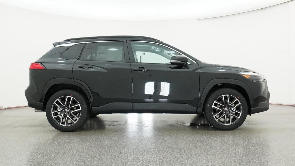 New 2026 Jet Black Toyota XLE image 13