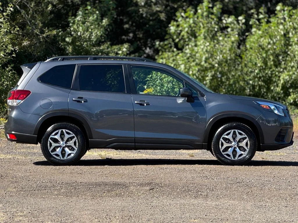 Used 2024 Gray Subaru Premium image 8