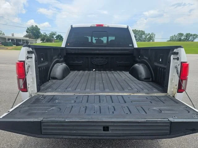 Used 2020 White Ford XL image 23