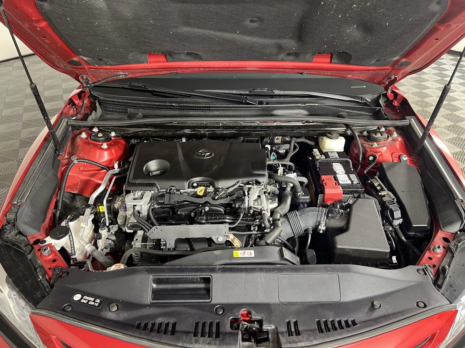 Used 2020 Supersonic Red Toyota XSE image 3