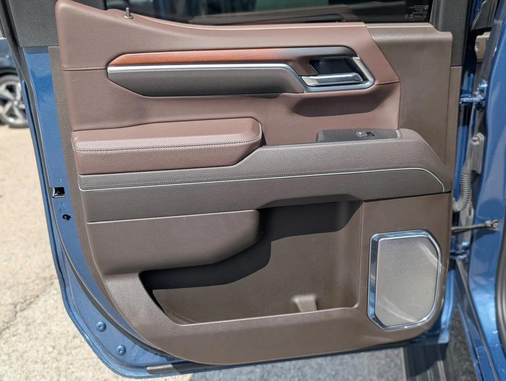 Used 2026 Blue GMC Denali image 38