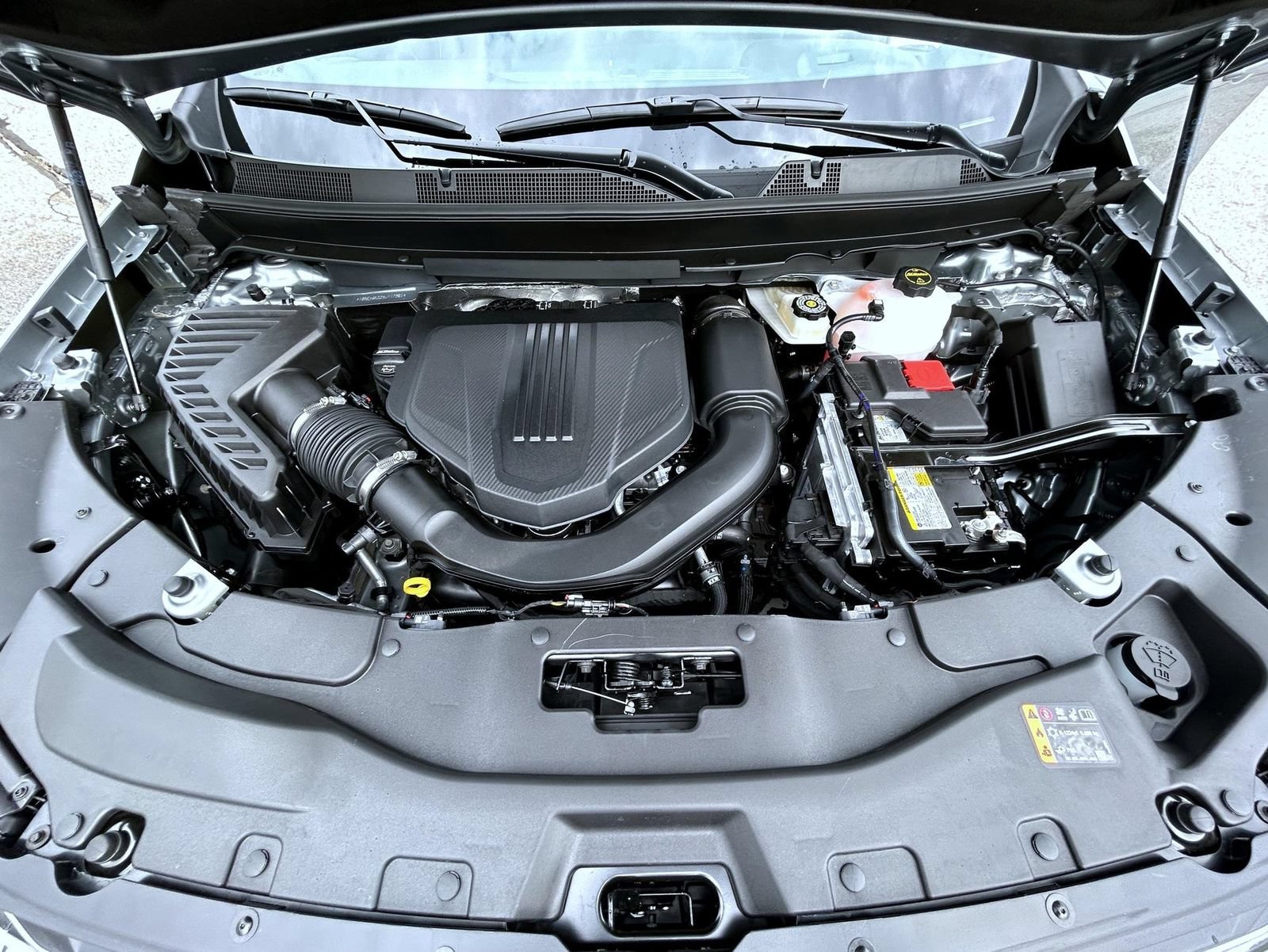 2027 Chevrolet Traverse LT - Photo 26