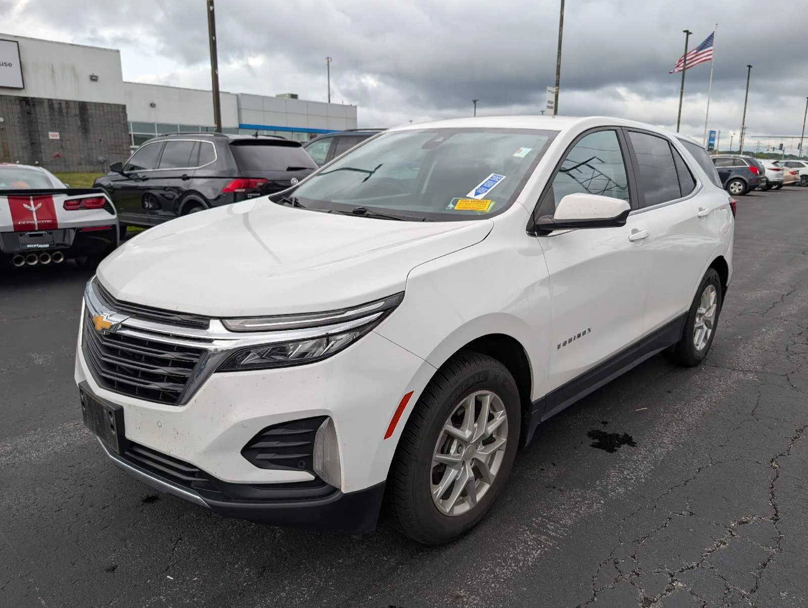 Used 2023 Summit White Chevrolet LT image 4