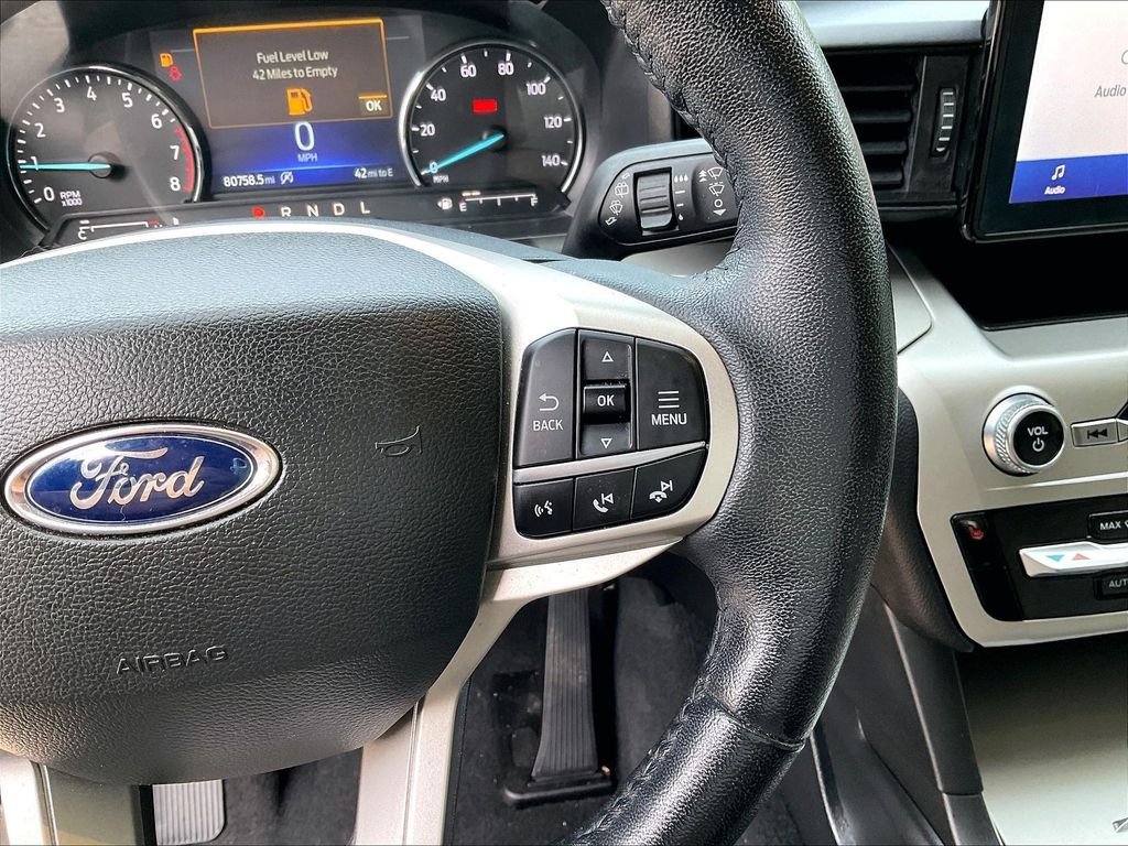 Used 2022 Black Ford XLT image 25