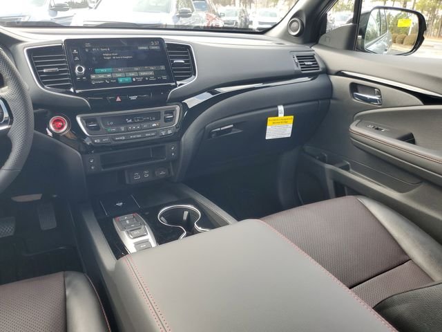 New 2026 Sonic Gray Pearl Honda Black Edition image 11