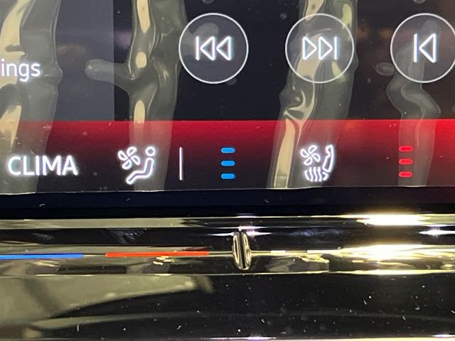 New 2026 Silver Volkswagen 2.0T SE image 18