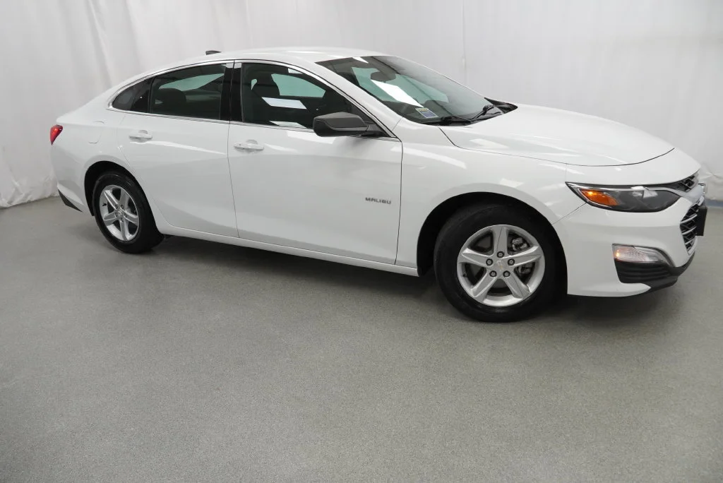 2023 Chevrolet Malibu 1LS - Photo 6