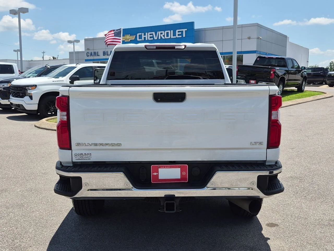 Used 2020 SUMMIT WHITE Chevrolet LTZ image 7
