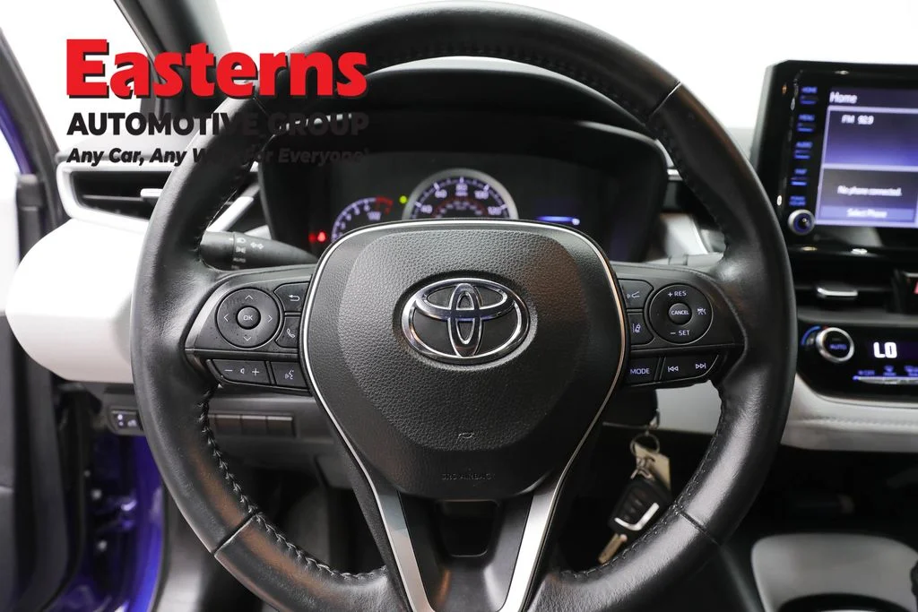 Used 2022 Blue Toyota SE image 10
