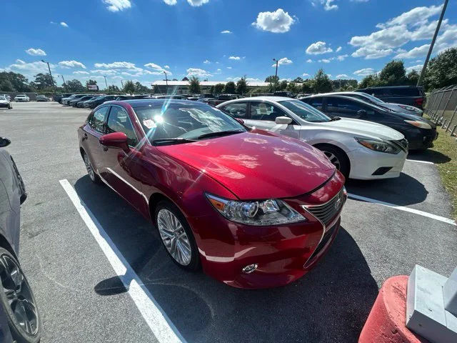 2015 Lexus ES