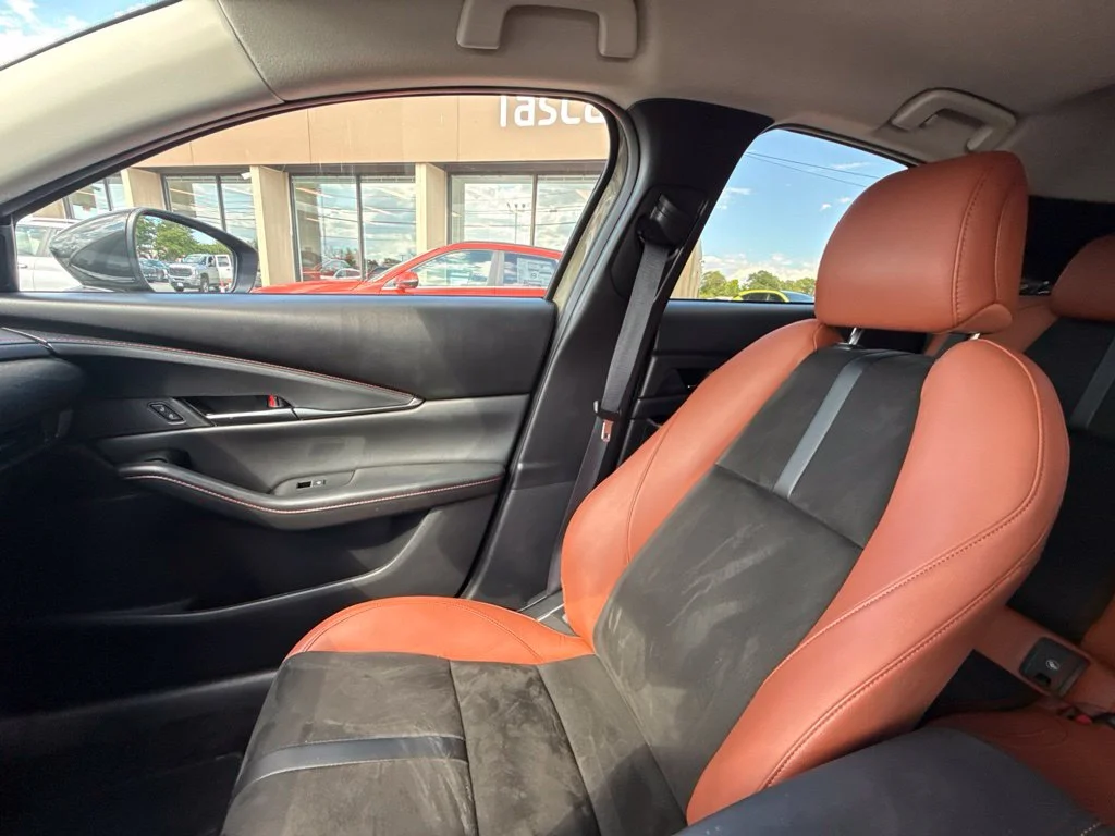 Used 2024 Beige Mazda 2.5 Carbon Turbo image 27