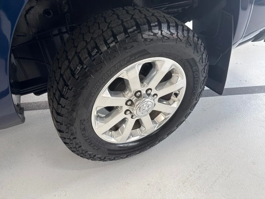 Used 2019 Blue Ram Laramie image 11