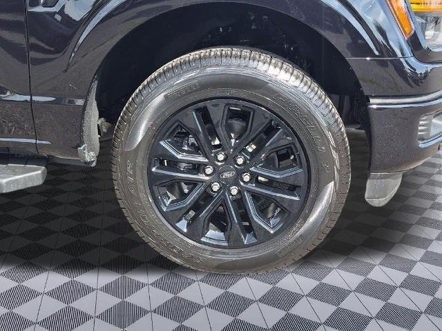 New 2026 Agate Black Metallic Ford XLT image 29