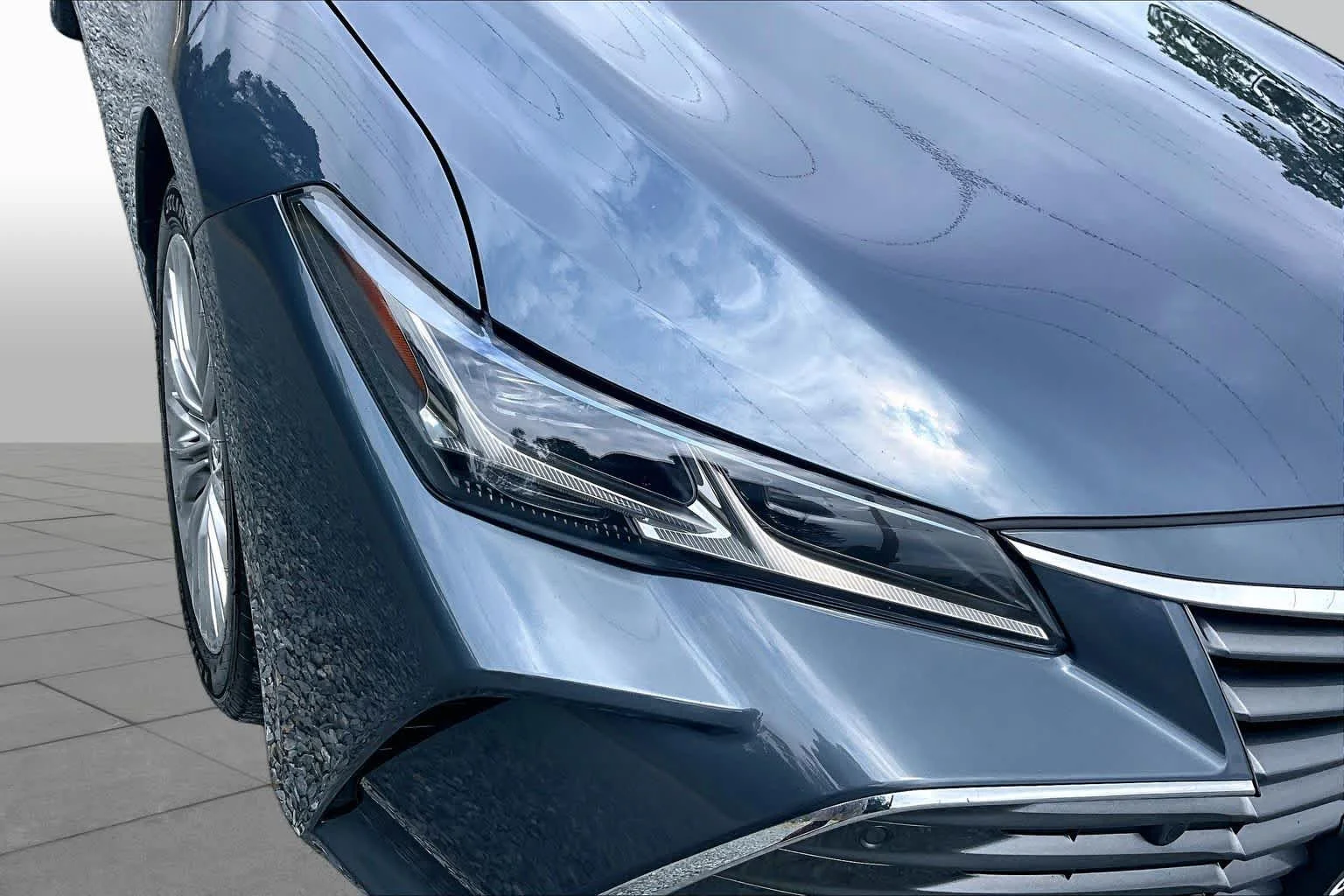 Certified Used 2019 Harbor Gray Metallic Toyota Limited image 28