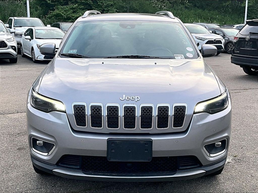 Used 2021 Silver Jeep Limited image 2