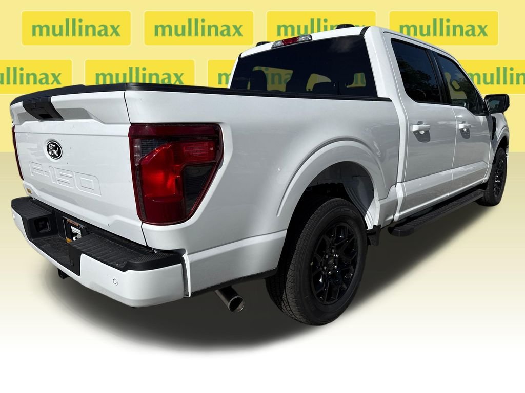 New 2026 White Ford XLT image 14