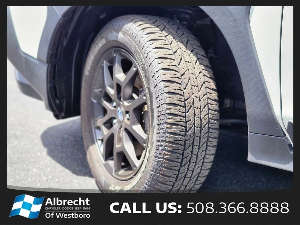 Used 2025 White Subaru Wilderness image 32