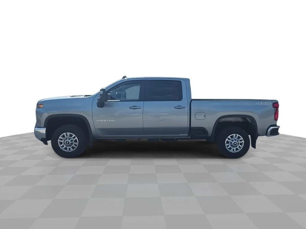 Certified Used 2025 Gray Chevrolet LT image 5
