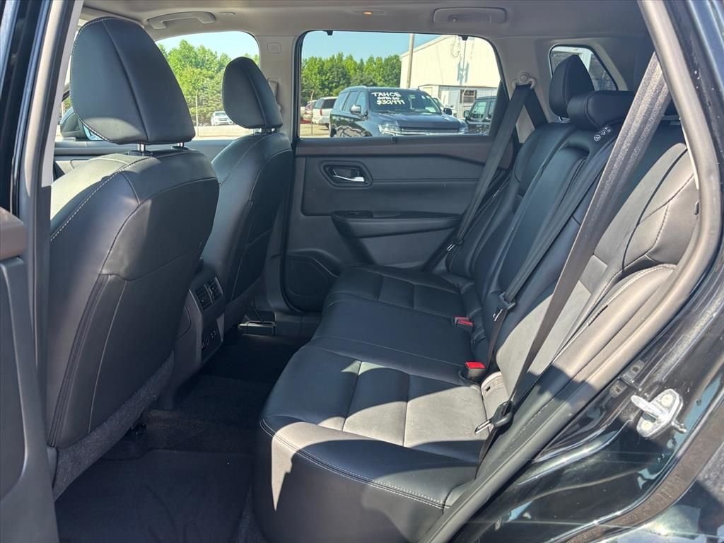Used 2023 Black Nissan SL image 13