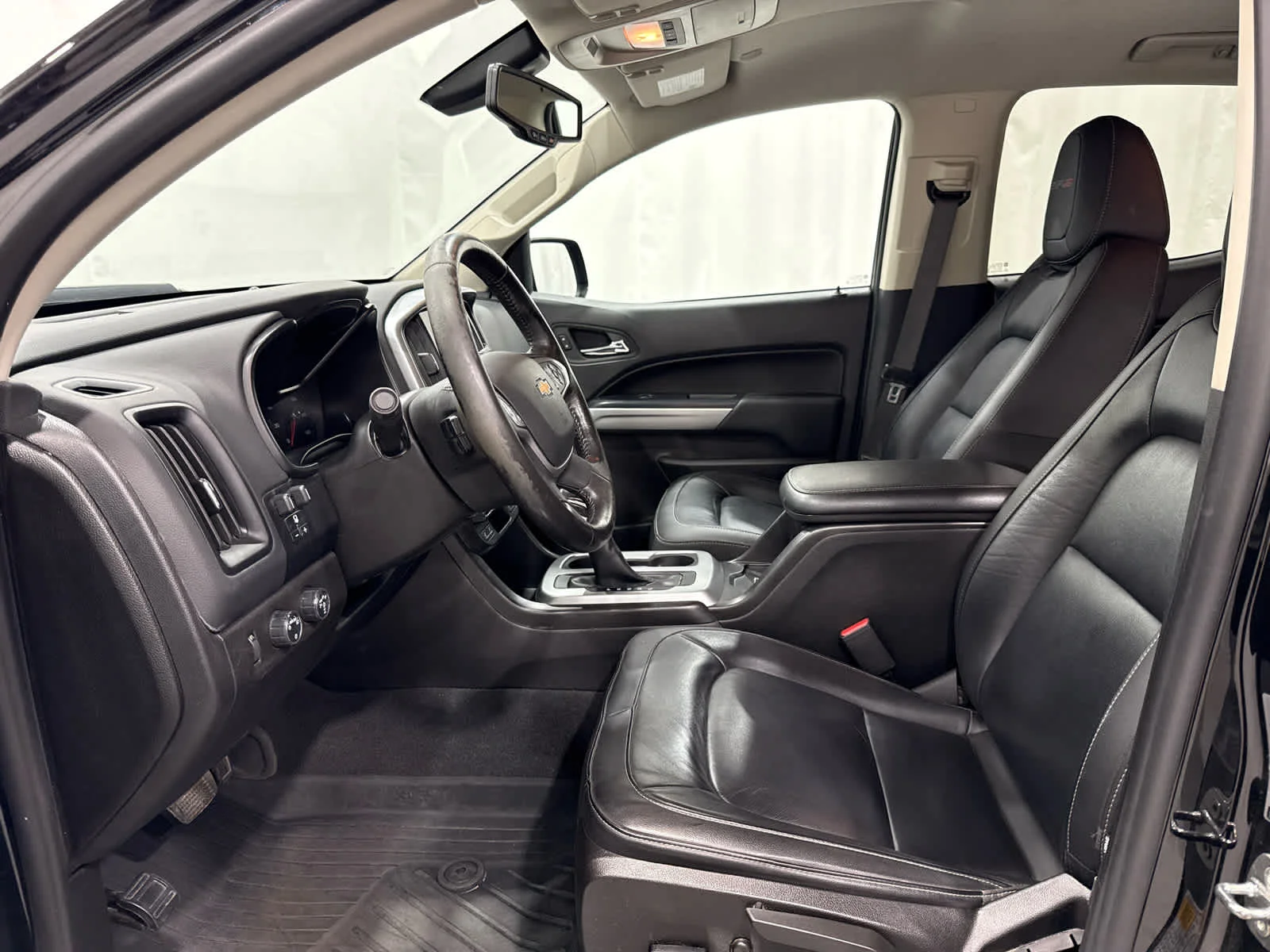 Used 2022 Black Chevrolet ZR2 image 12