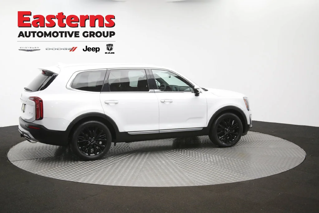 Used 2020 White Kia SX image 50