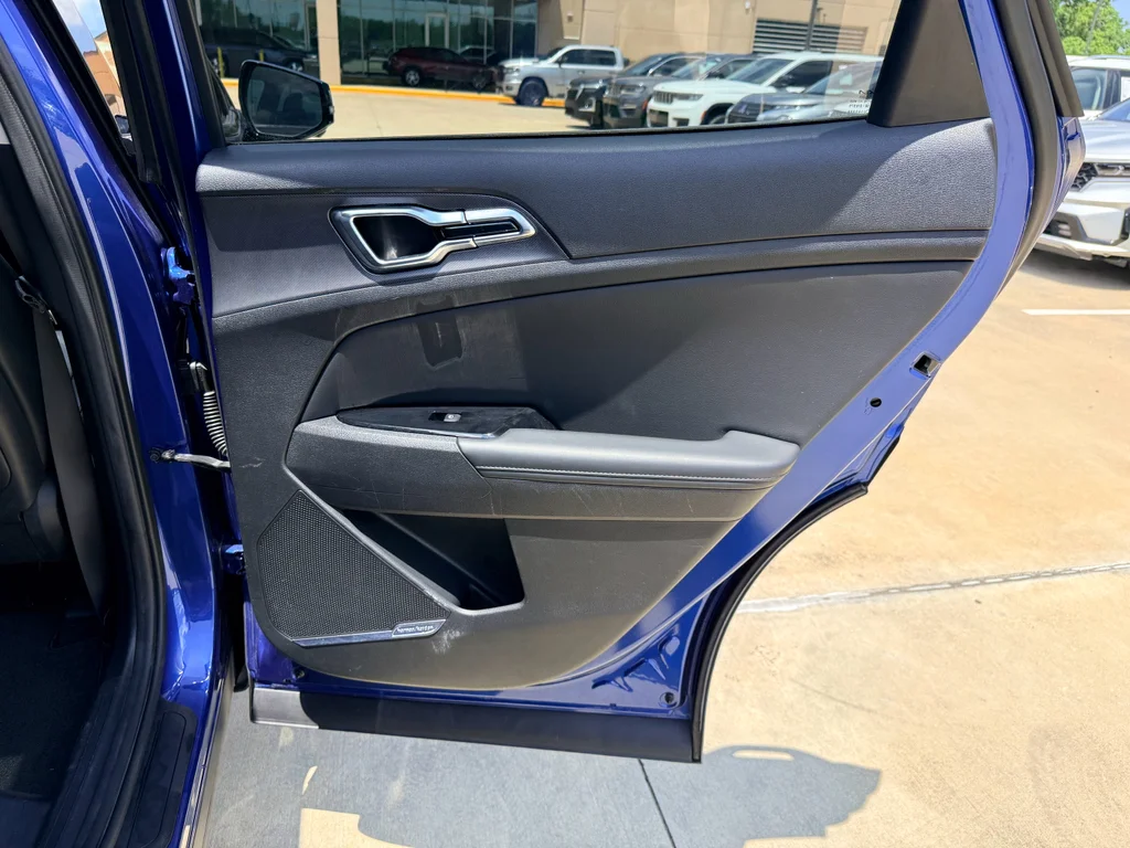 Used 2023 Sapphire Blue Kia SX-Prestige image 27