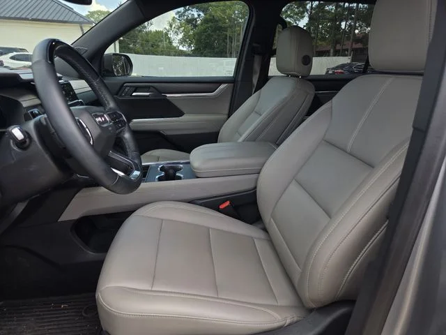 Used 2024 Sterling Metallic GMC Elevation image 12