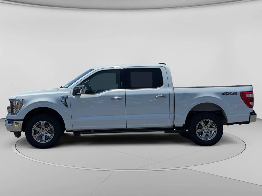 Used 2023 White Ford Lariat image 8