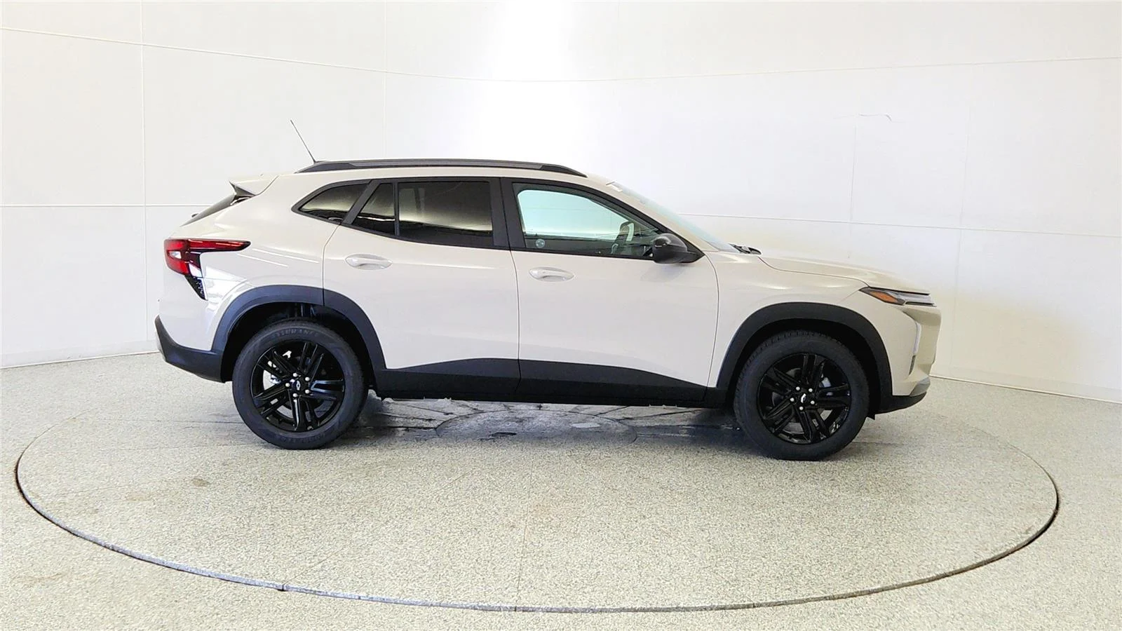 2026 Chevrolet Trax Activ - Photo 8