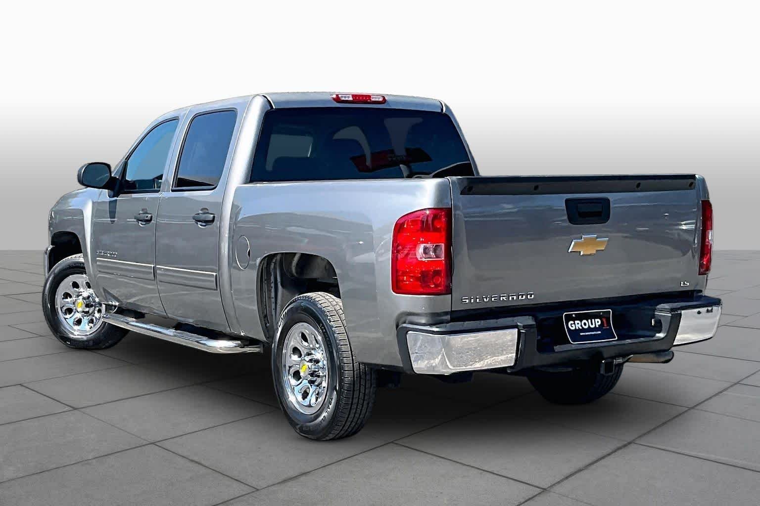 Used 2012 Graystone Metallic Chevrolet LS image 11