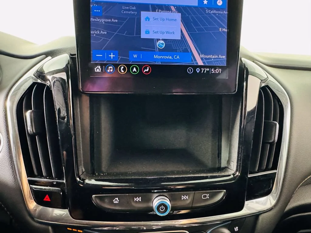 Used 2020 SUMMIT WHITE Chevrolet Premier image 19