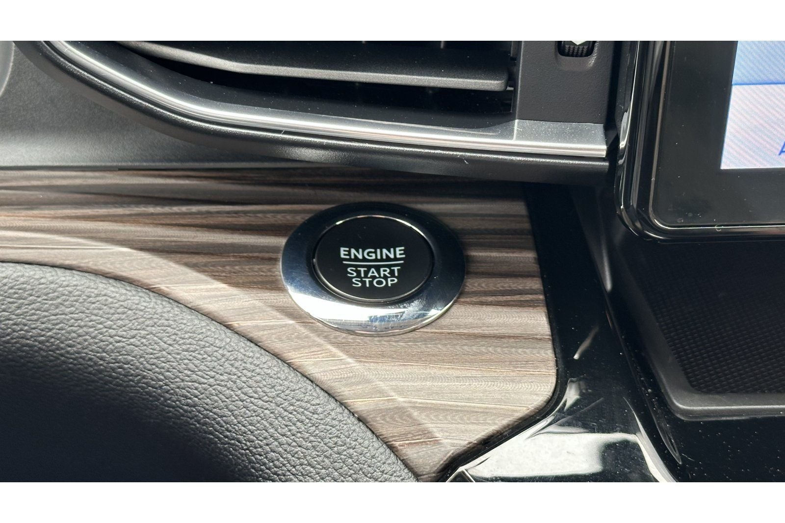 2022 Ford Explorer Limited - Photo 24