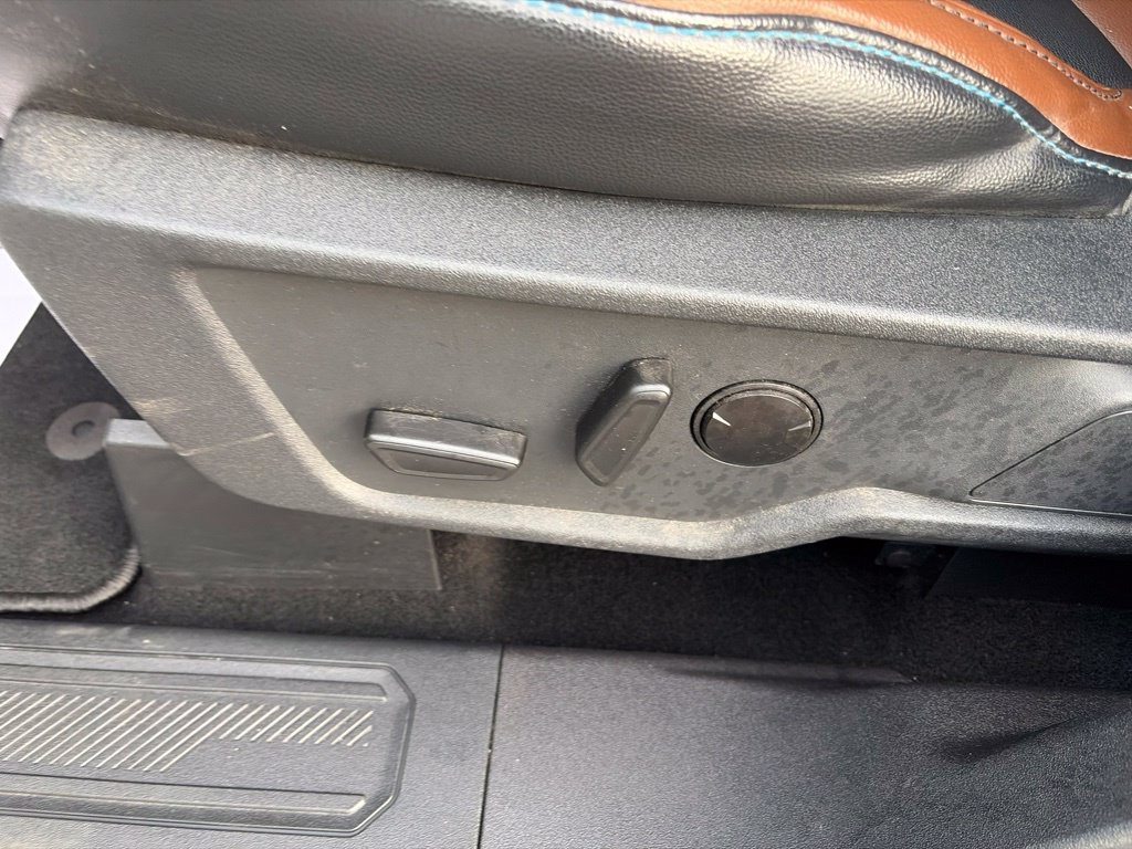 Used 2024 Carbonized Gray Metallic Ford Outer Banks image 13