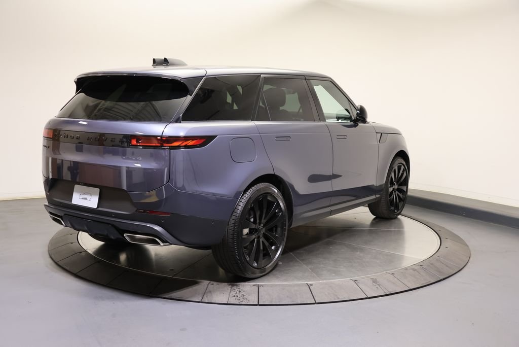 New 2026 Varesine Blue Metallic Land Rover SE image 5