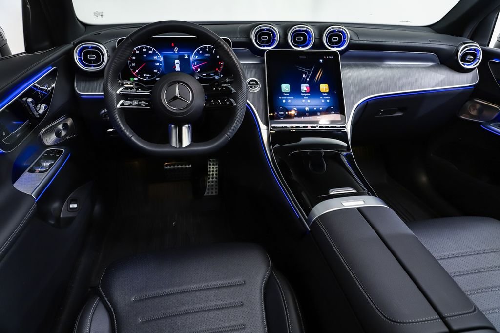New 2026 Black Mercedes-Benz GLC 300 image 6