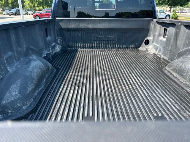 Used 2022 Blue Ford XL image 7