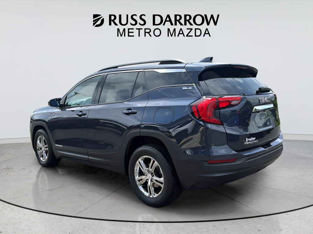 Used 2019 Blue GMC SLE image 3