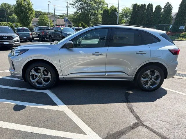 Used 2023 Silver Ford ST-Line image 4