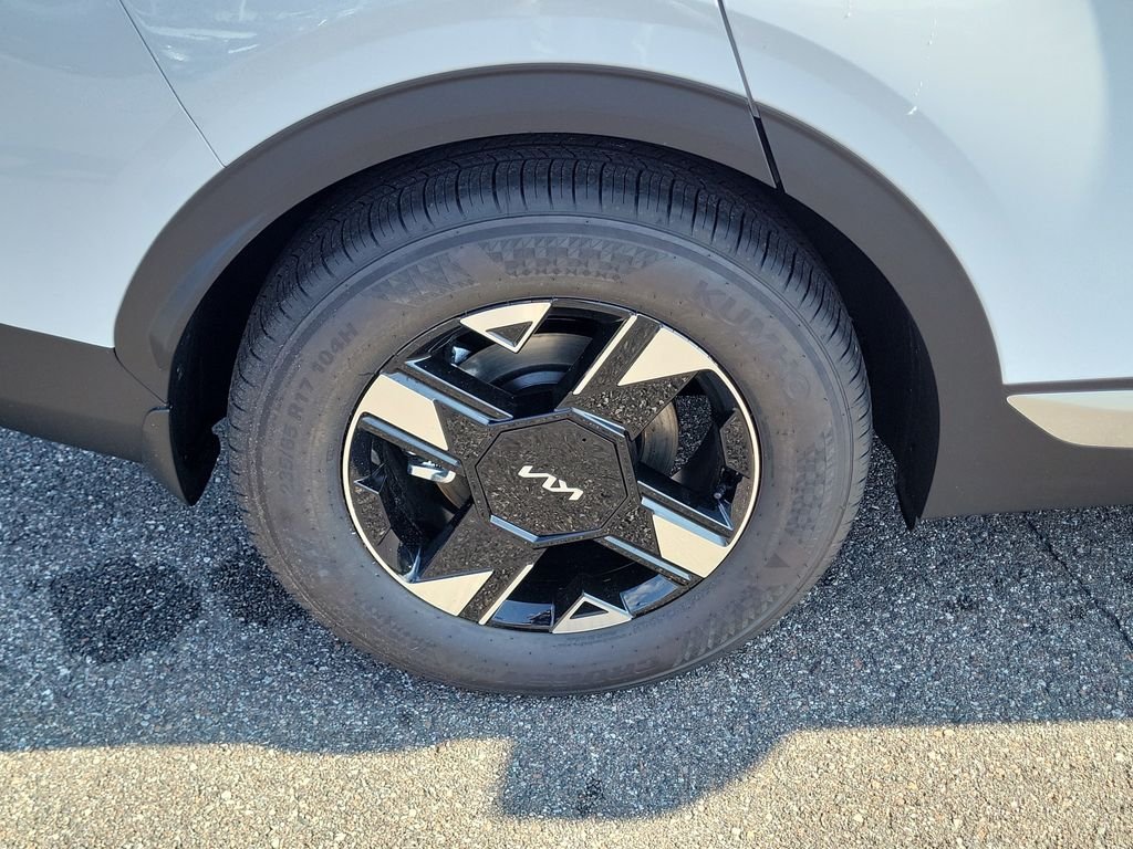 New 2026 White Kia LX image 38
