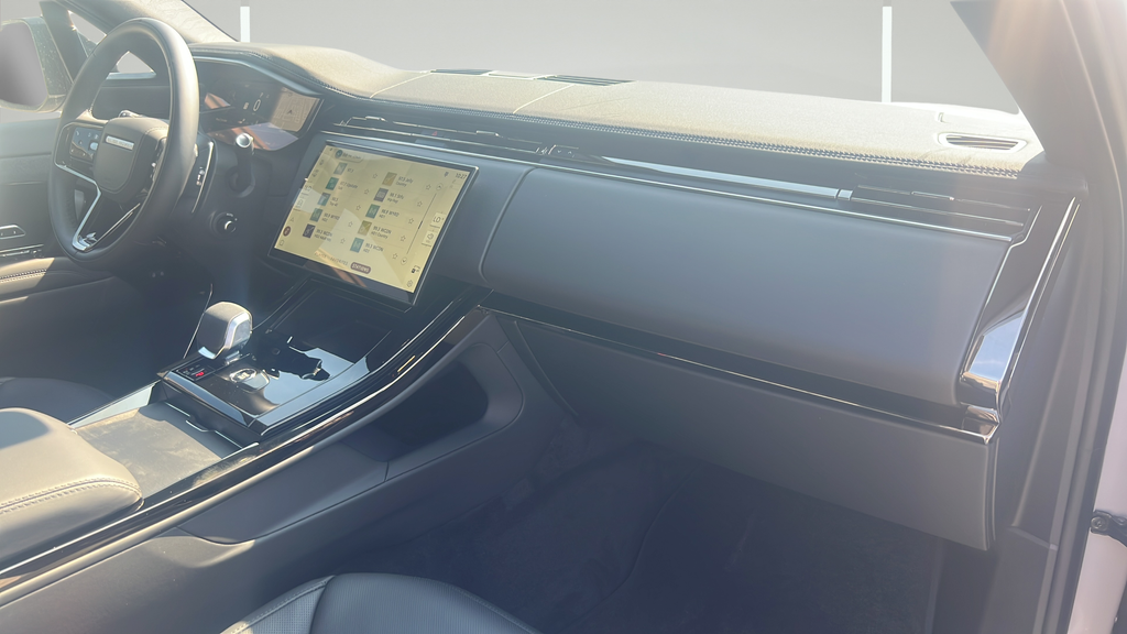 New 2026 Gray Land Rover Dynamic SE image 20