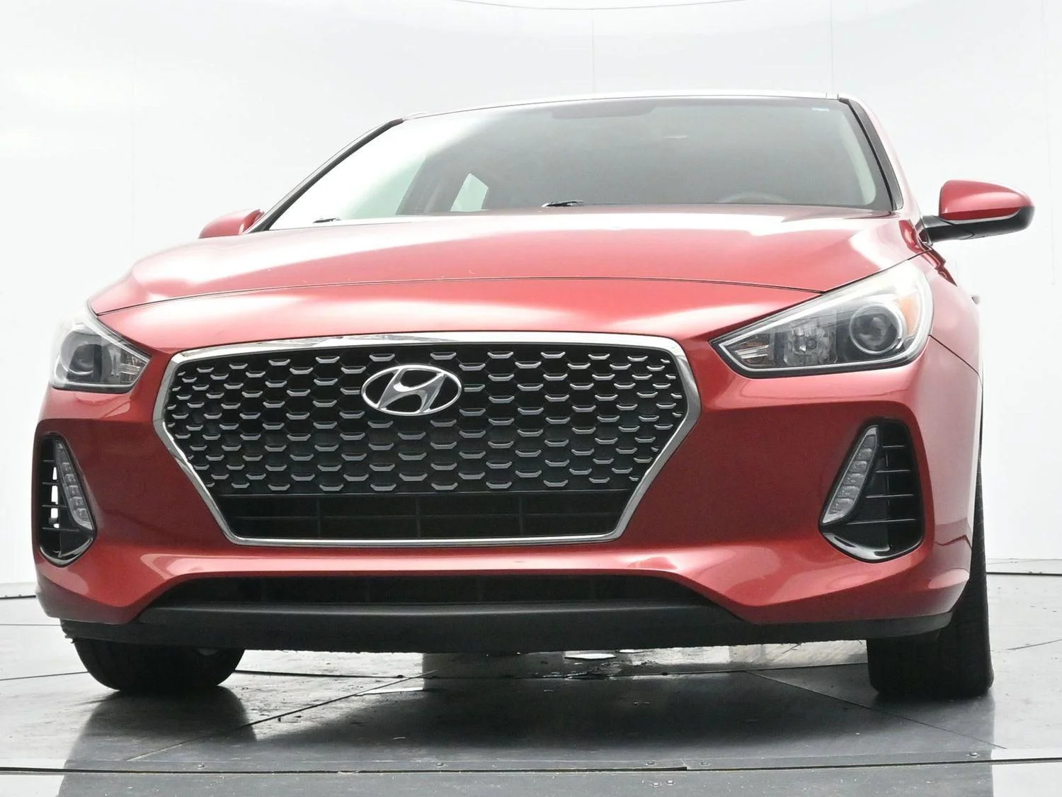 Used 2019 Scarlet Red Pearl Hyundai Auto image 42